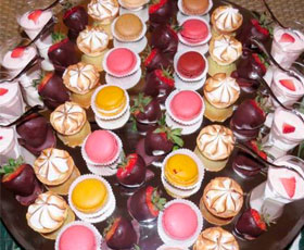 Fabulous Feasts Catering - Cocktails